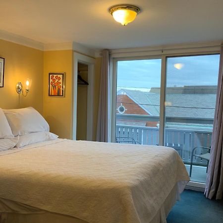 Brasswood Inn Провинстаун Экстерьер фото