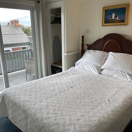 Brasswood Inn Провинстаун Экстерьер фото