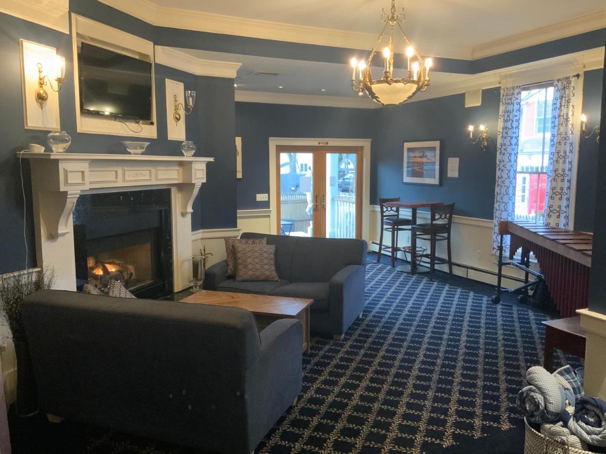 Brasswood Inn Провинстаун Экстерьер фото